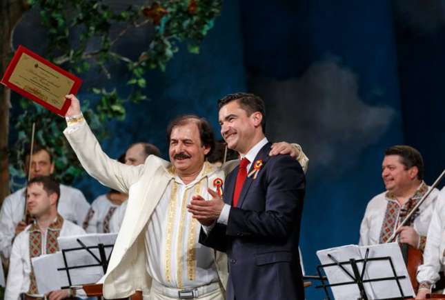 Nicolae Botgros este astăzi omagiat. Artistul a primit și o nouă distincție
