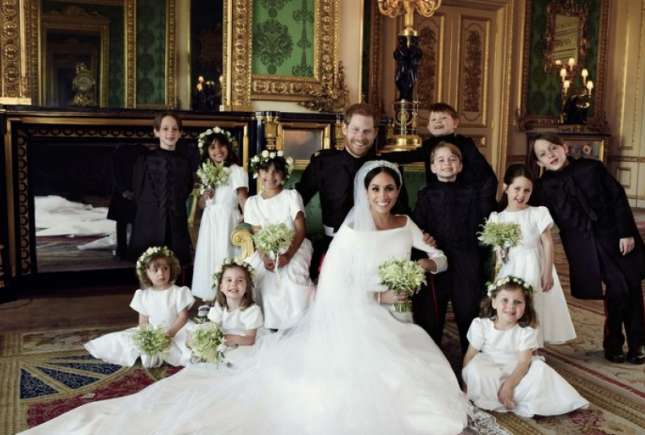 Casa regală a făcut publice primele fotografii oficiale de la nunta prințului Harry cu Meghan Markle
