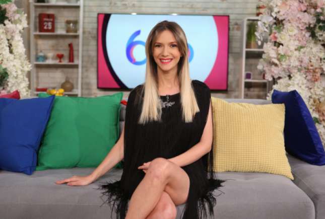 Adela Popescu a născut! Primele imagini cu vedeta