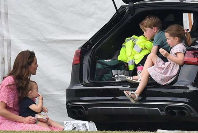 Kate Middleton a povestit cum a născut sub hipnoză și cât de rău s-a simțit în toate cele 3 sarcini