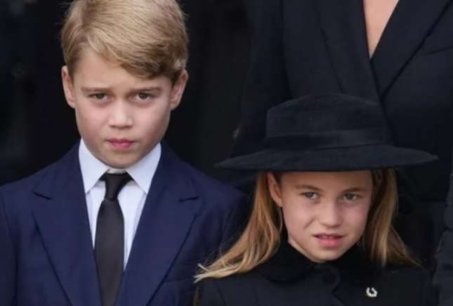 Cele mai puternice fotografii cu Prințul George și Prințesa Charlotte, de la înmormântarea Reginei Elisabeta a II-a
