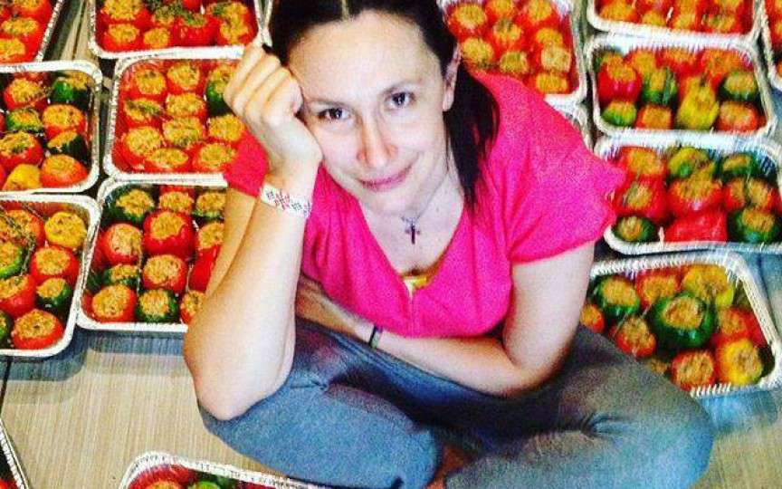 Nata Albot a gătit 300 de ardei umpluți pentru a reprezenta R.Moldova