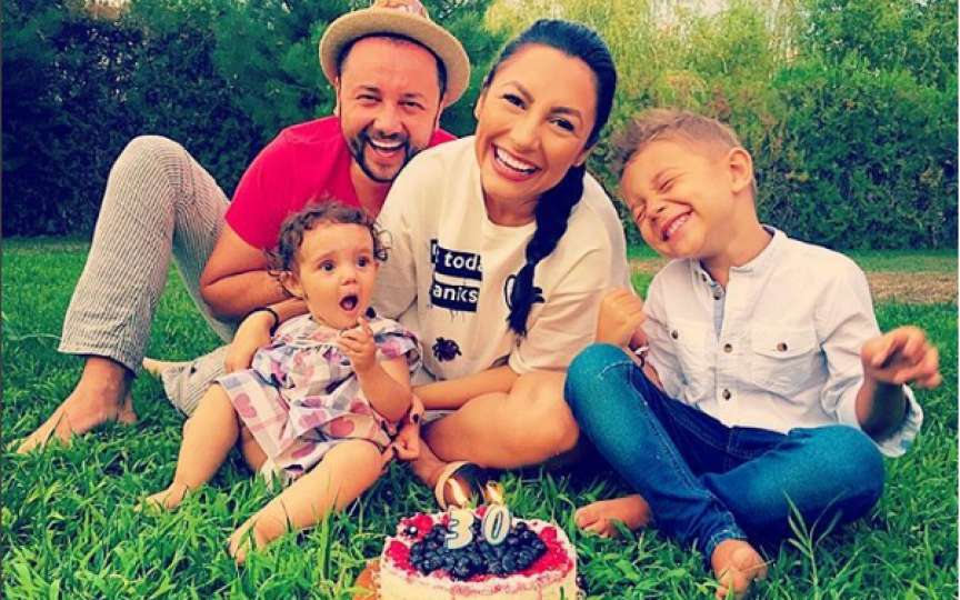 Andra împlinește azi 30 de ani. Vezi ce mesaj le-a transmis fanilor