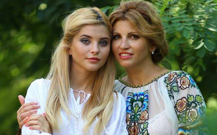 Victoria Lungu și fiica ei Valeria lansează un videoclip incendiar