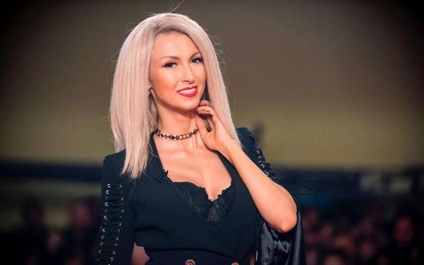 Andreea Bălan arată superb în ultimul trimestru de sarcină