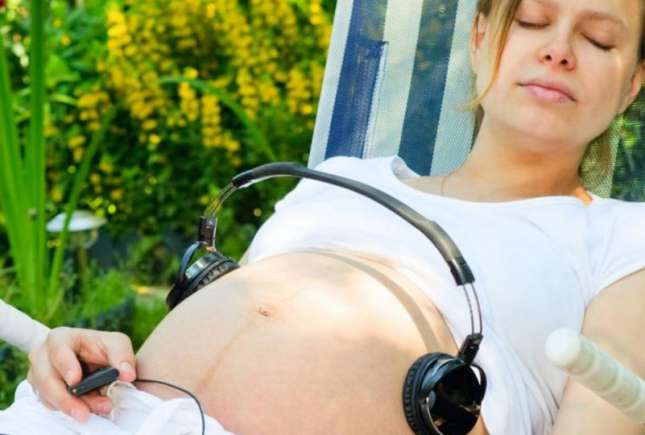 Ce simte bebe în burta mamei - o poveste adevărată