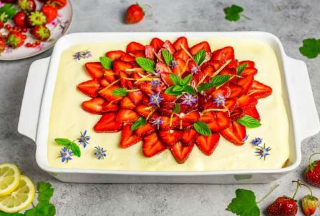 Cum să prepari cel mai delicios tiramisu cu lămâie și căpșuni