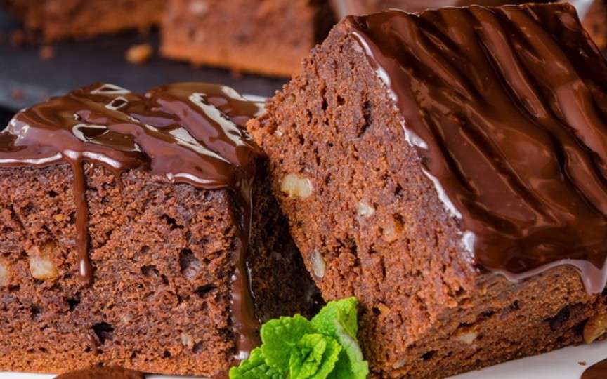 Negresă de post cu glazură – un desert ce te cucerește din prima