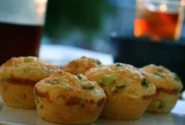 Un altfel de aperitiv – brioșe cu porumb