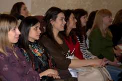 Peste 200 de mame s-au adunat la ȘEZĂTOARE