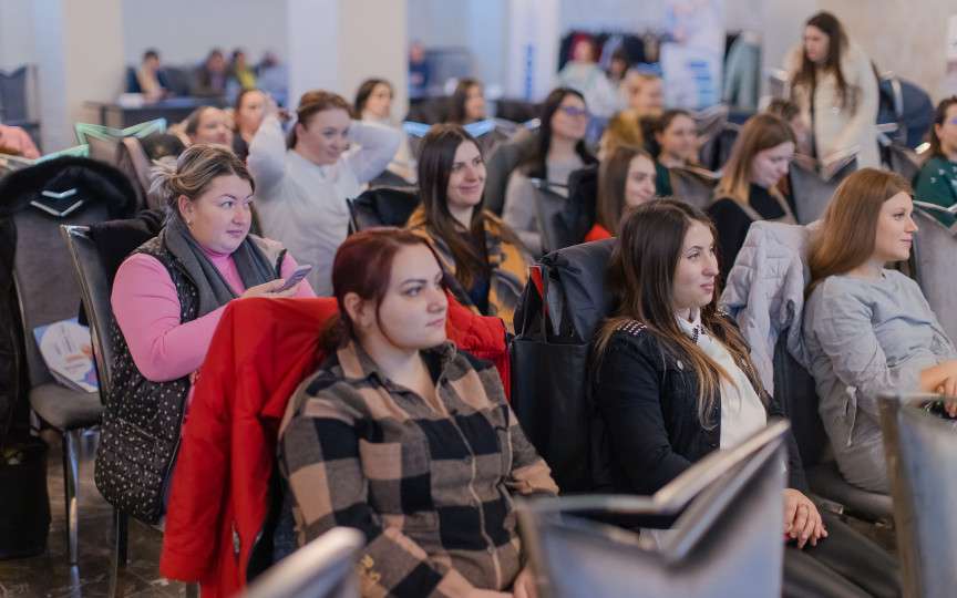 Prima ediție din 2023 a Festivalului Gravidelor