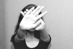Părinți, atenție! Un copil din opt, la nivel mondial, a fost expus la imagini online cu caracter sexual în ultimul an