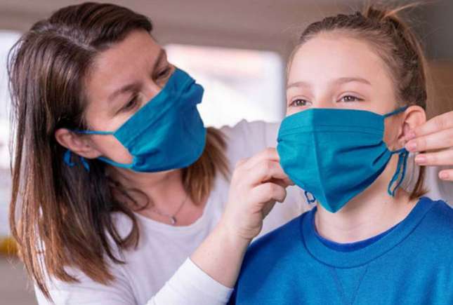 Epidemie de gripă: Școli închise și măști obligatorii