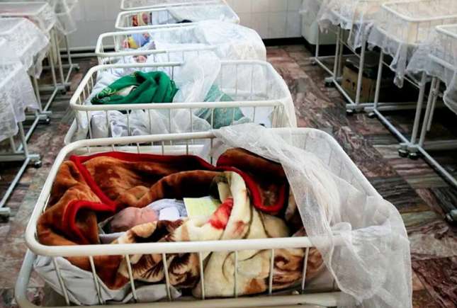 La doar 23 de ani, Rifca Stănescu devine cea mai tânără bunică din lume: povestea care a uimit întreaga lume