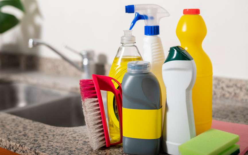 Studiu alarmant: Substanțele chimice din casă pot afecta dezvoltarea creierului fătului