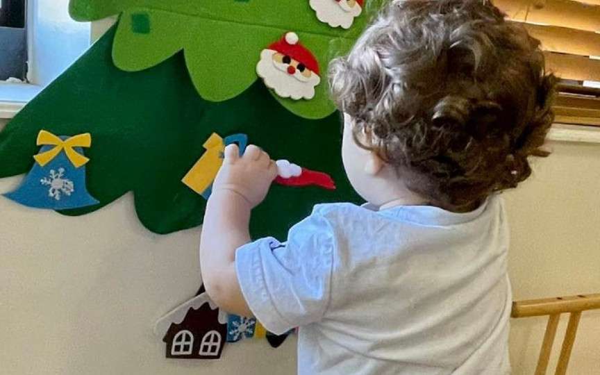 4 activități Montessori pentru copii, de Crăciun