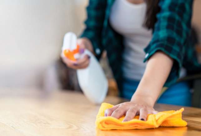 Obiecte din casa ta care pot fi surse serioase de bacterii. Cât de des le cureți?