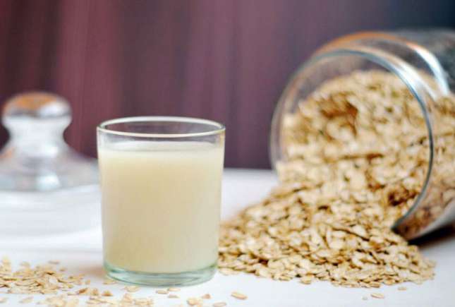 Băutura naturală care accelerează metabolismul și reduce grăsimea abdominală
