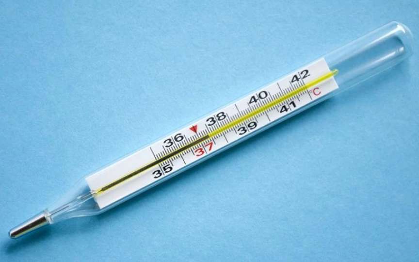S-a spart un termometru cu mercur? Ce să faci acasă, pas cu pas