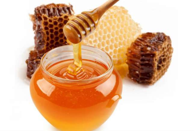 Iată ce va fi dacă vei consuma zilnic câte o lingură de miere cu scorțișoară