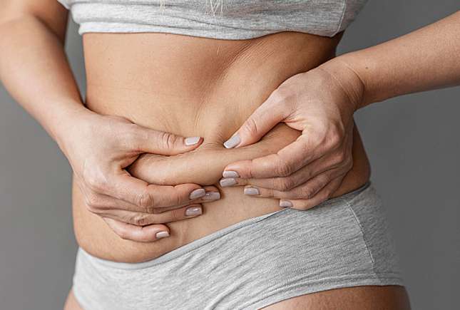 Diastaza abdominală după naștere: cauze, riscuri, soluții