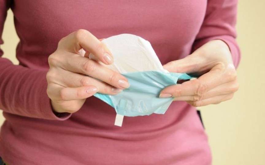 Menstruația după naștere: ce e normal și când să ne îngrijorăm?