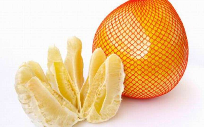 Pomelo: beneficiile celui mai mare fruct citric