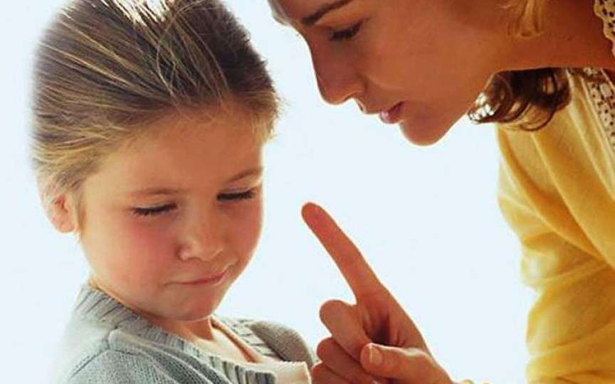 Psiholog: Copiii ascultători pot ajunge la dezechilibre psihice și boli