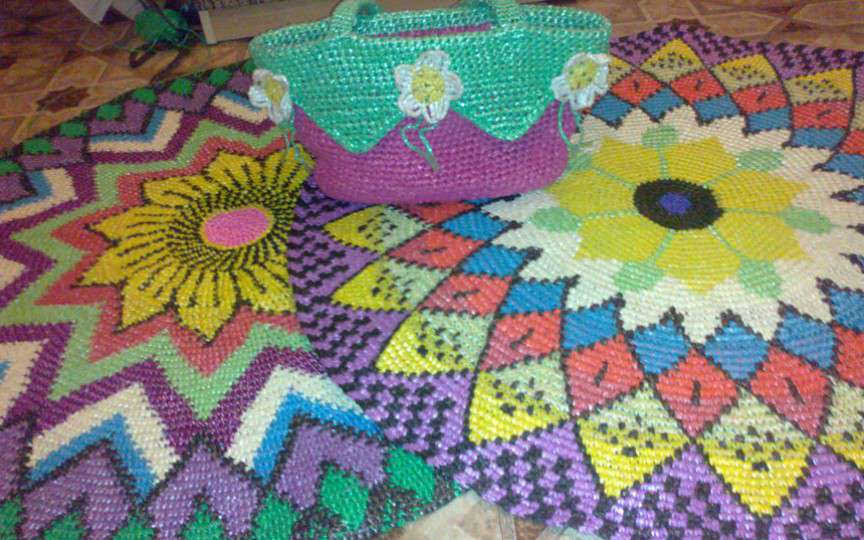 Vedeți câteva idei creative de utilizare a sacilor menajeri