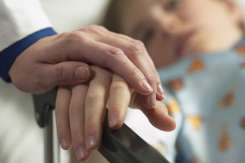 Șapte elevi și doi profesori au ajuns la spital după ce s-au intoxicat cu miros de plastilină