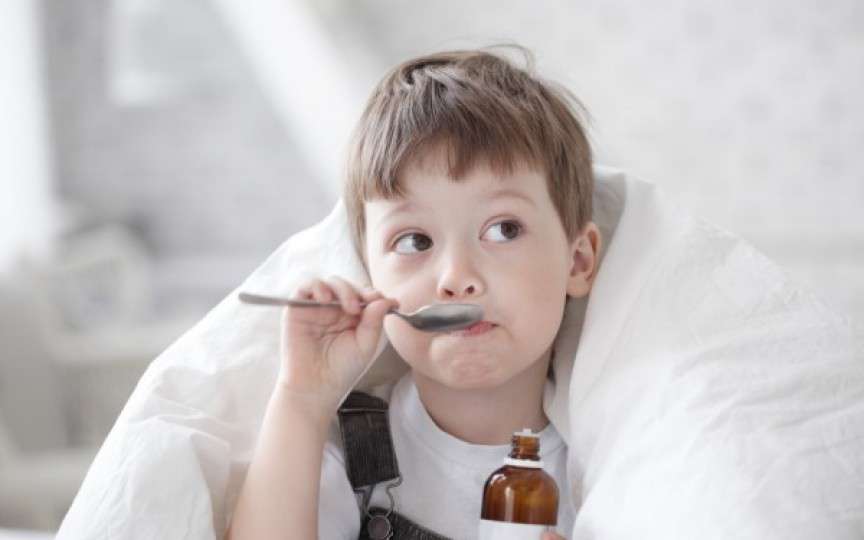Medicamentele de răceală pot fi periculoase pentru copiii mai mici de doi ani