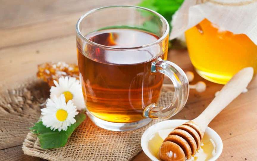 Tratează natural răceala copiilor cu remedii pe bază de miere