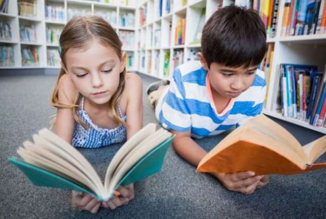 Ai cărți de care copilul tău deja s-a săturat? Dăruiește-le copiilor de la sat!