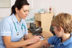 6 activități simple pe care pediatrii le aplică în raport cu proprii lor copii
