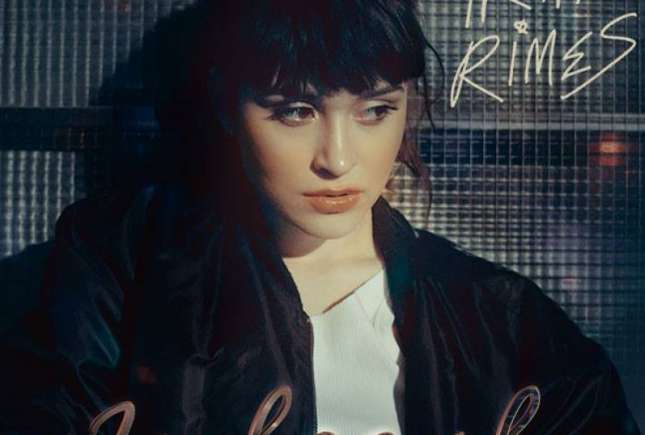 (Video) Irina Rimes continuă să ne surprindă. Artista a lansat o nouă piesă tot cu videoclip!