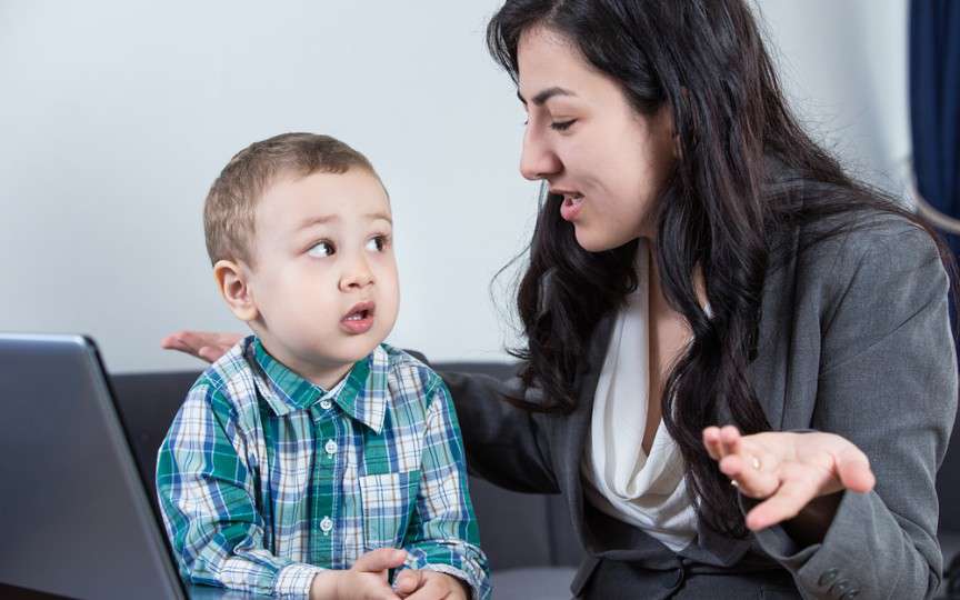 10 sugestii cum poți să le răspunzi copiilor la întrebările lor incomode