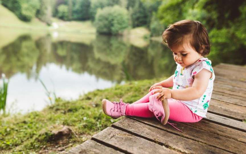 Cum alegem încălţămintea pentru copii - 8 sfaturi de la medicul ortoped