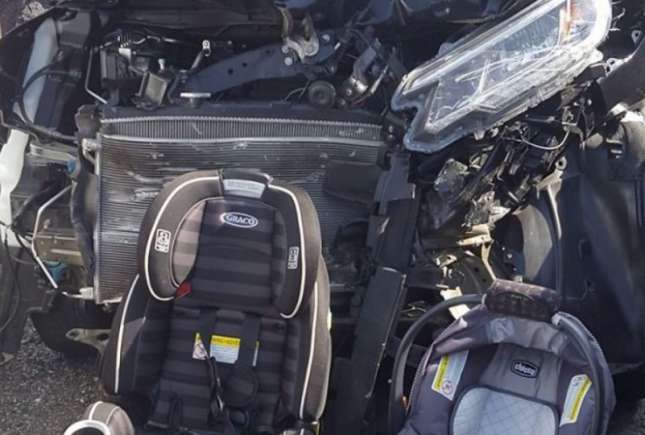 Mesajul unei mame după ce a trecut printr-un accident groaznic de mașină