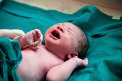 5 întrebări pentru medicul neonatolog în cadrul primelor vizite cu bebeluşul