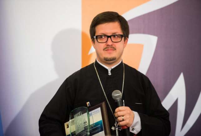 Preotul Maxim Melinti vorbește despre miturile legate de botez