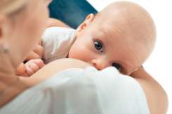 Alăptarea și sănătatea inimii: Cum poate reduce riscul de boli cardiovasculare și AVC