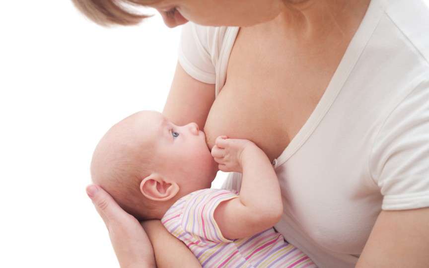 Colostrul – primul antibiotic și vaccin pentru bebe