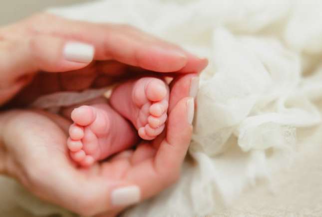 Medic ginecolog despre un caz șocant: Pacienta nu a efectuat ecografiile morfologice, iar bebelușul născut nu avea nici creier, nici craniu