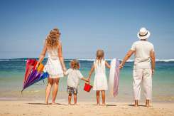 Vacanțele care obosesc: Obiceiuri aparent relaxante care te stresează fără să-ți dai seama