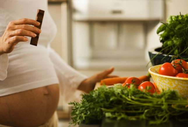 Deficiențele nutritive în timpul sarcinii și riscurile pentru făt