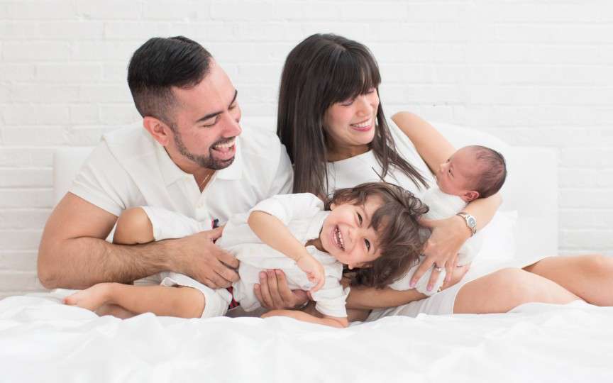 Soţia aflată la întreţinerea soţului asigurat va beneficia de indemnizaţie de maternitate