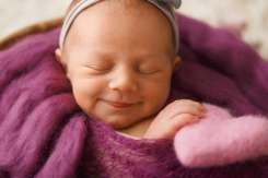 Irina Spinei, fotograf newborn: Fotografia este unicul instrument capabil să oprească timpul în loc