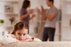 Efectele divorțului asupra bebelușilor și copiilor. Cum să îi ajuți în funcție de vârsta lor