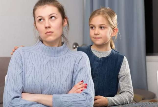 Vulnerabilitatea părinților: de ce trebuie arătată și explicată, nu ascunsă de copii