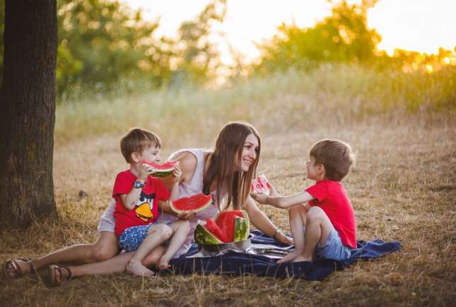 O zi din viața unei mame – fotograf: Copiii mei sunt cei care m-au motivat să aleg fotografia!
